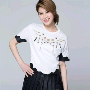 不知火舞裸露双奶头让人❌小说
